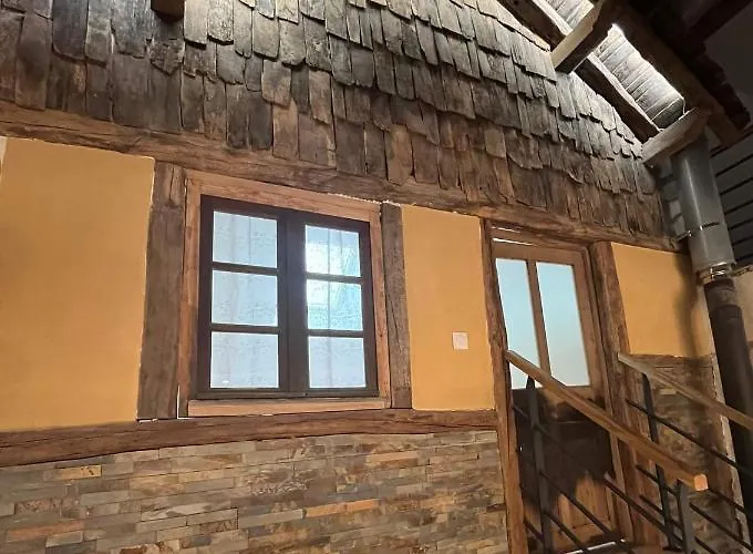 Aux Portes De Vrupt *